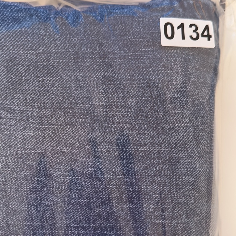 Madewell Stovepipe Jeans in Vintner Wash - Picture 7 of 7
